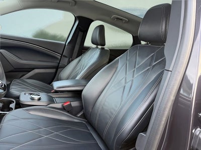 2022 Ford Mustang Mach-E California Route 1