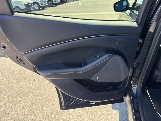 2022 Ford Mustang Mach-E Premium