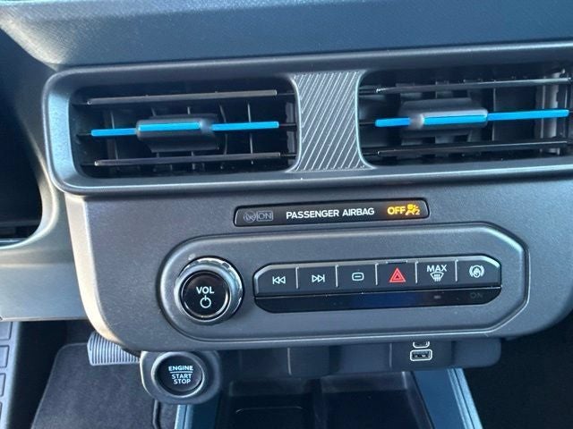 2025 Ford Maverick Lobo Standard