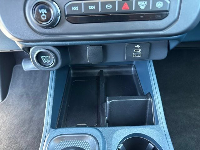 2025 Ford Maverick Lobo Standard
