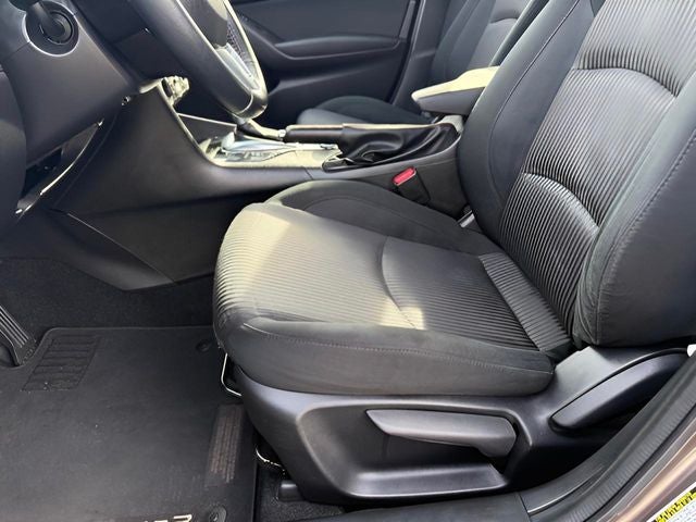 2015 Mazda Mazda3 i Touring