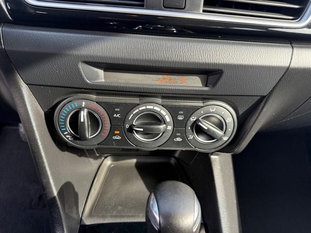 2015 Mazda Mazda3 i Touring