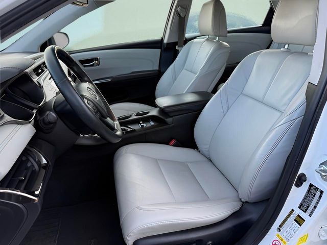 2018 Toyota Avalon Hybrid Limited