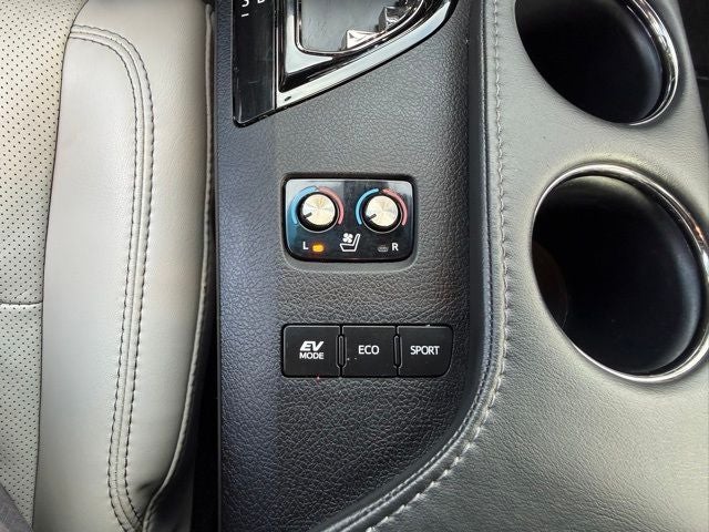 2018 Toyota Avalon Hybrid Limited