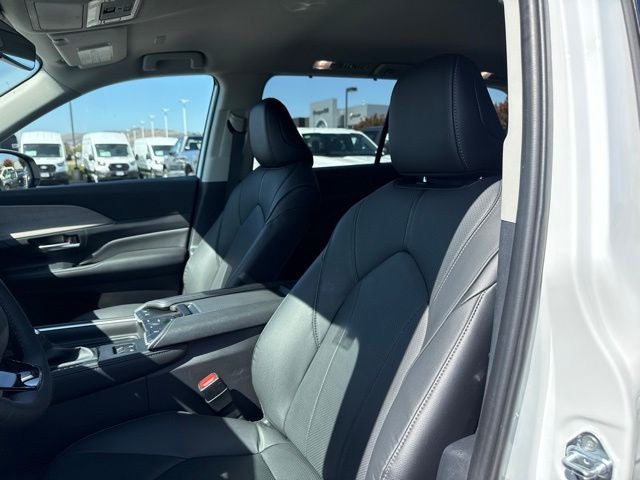 2025 Toyota Grand Highlander Hybrid Limited