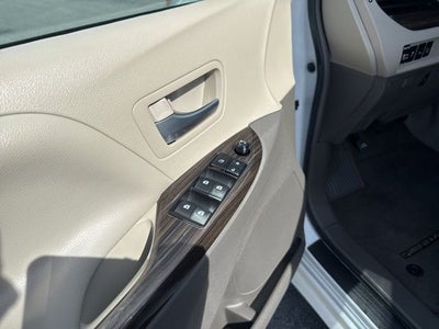2017 Toyota Sienna XLE 7 Passenger