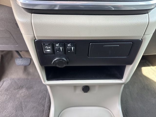 2017 Toyota Sienna XLE 7 Passenger