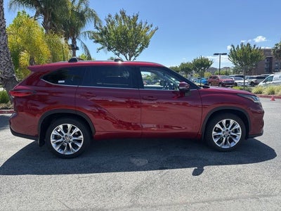 2022 Toyota Highlander Limited