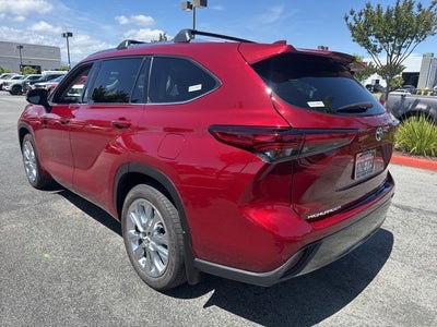 2022 Toyota Highlander Limited