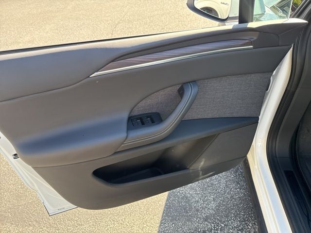 2024 Tesla Model X Base