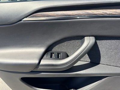 2023 Tesla Model X Standard Range