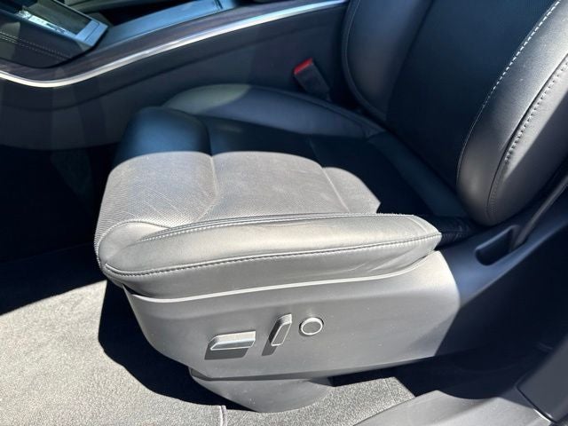 2023 Tesla Model X Standard Range