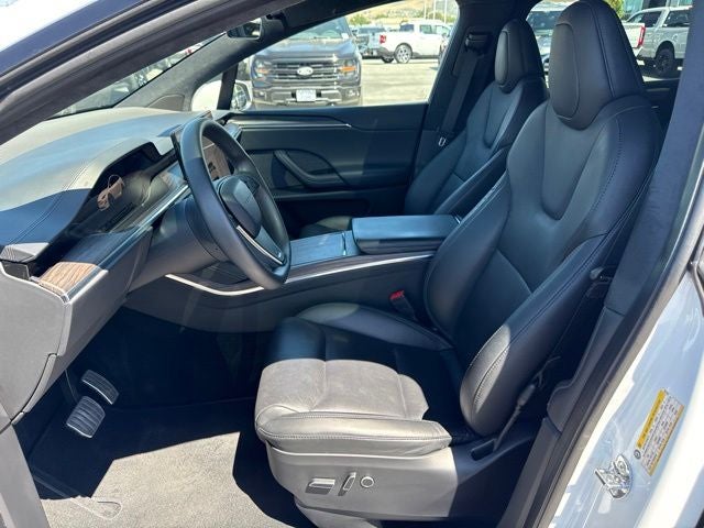 2023 Tesla Model X Standard Range