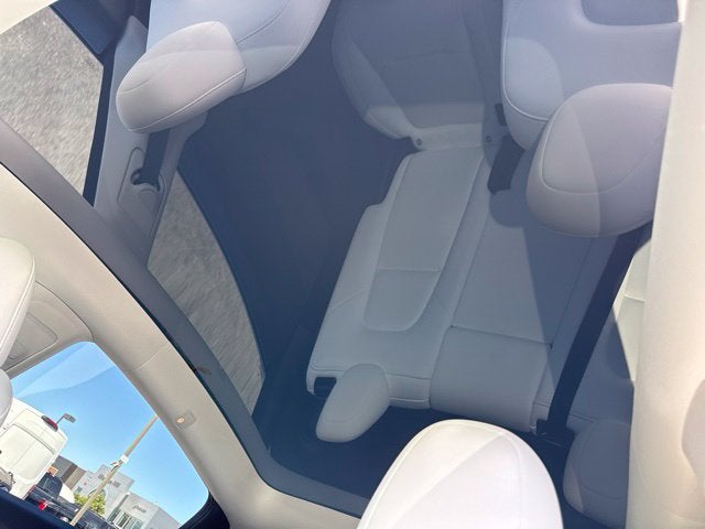 2024 Tesla Model Y Performance