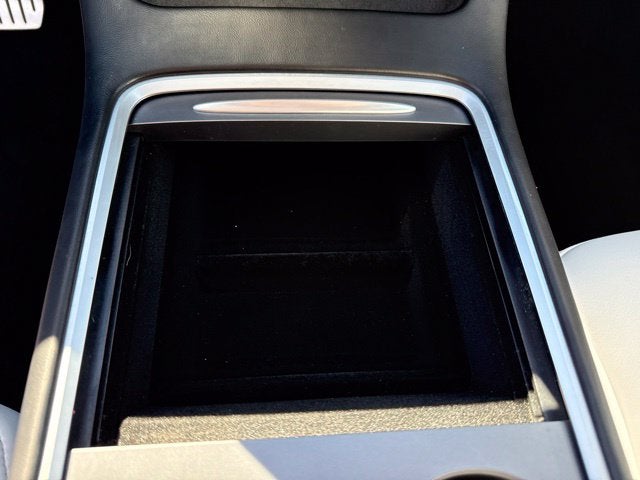 2024 Tesla Model Y Performance