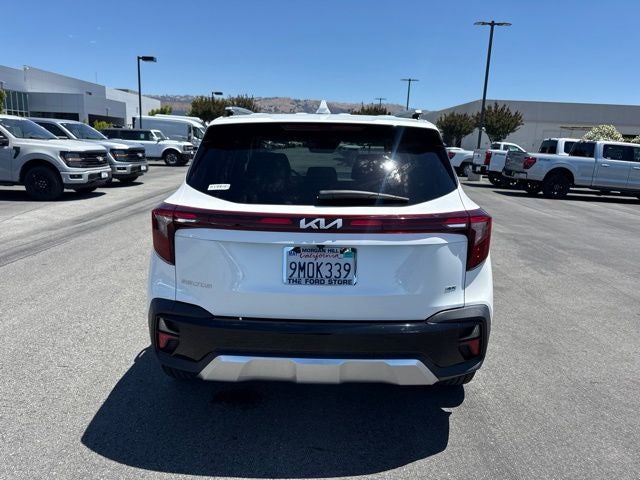 2024 Kia Seltos SX