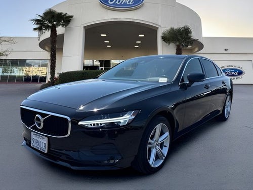 2018 Volvo S90 T5 Momentum