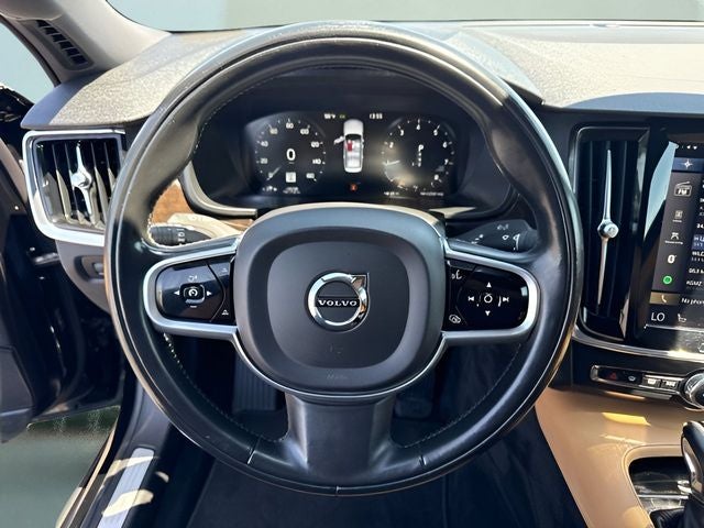 2018 Volvo S90 T5 Momentum