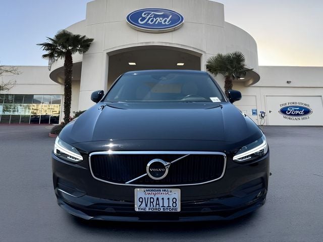 2018 Volvo S90 T5 Momentum