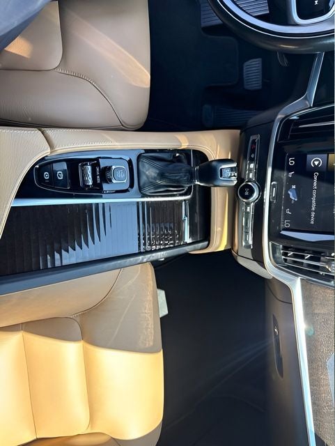 2018 Volvo S90 T5 Momentum