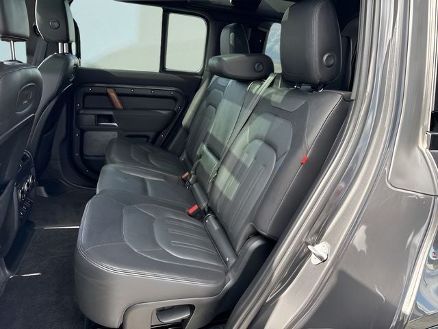 2022 Land Rover Defender 110 X-Dynamic SE