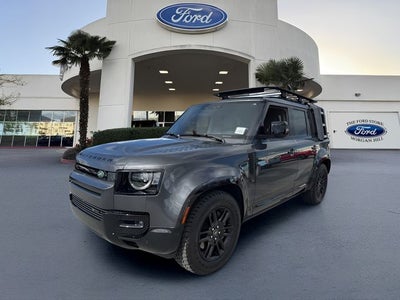 2022 Land Rover Defender 110 X-Dynamic SE