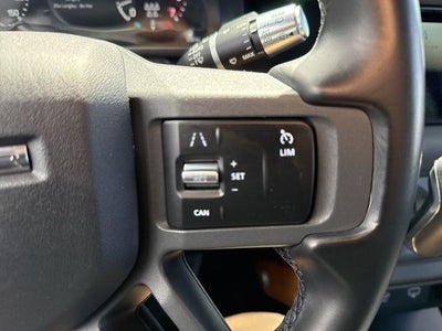 2022 Land Rover Defender 110 X-Dynamic SE