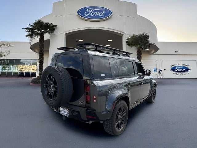 2022 Land Rover Defender 110 X-Dynamic SE