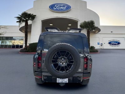 2022 Land Rover Defender 110 X-Dynamic SE