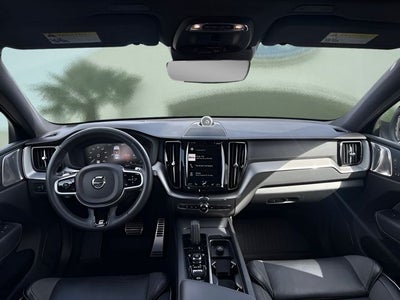 2020 Volvo XC60 Hybrid T8 R-Design