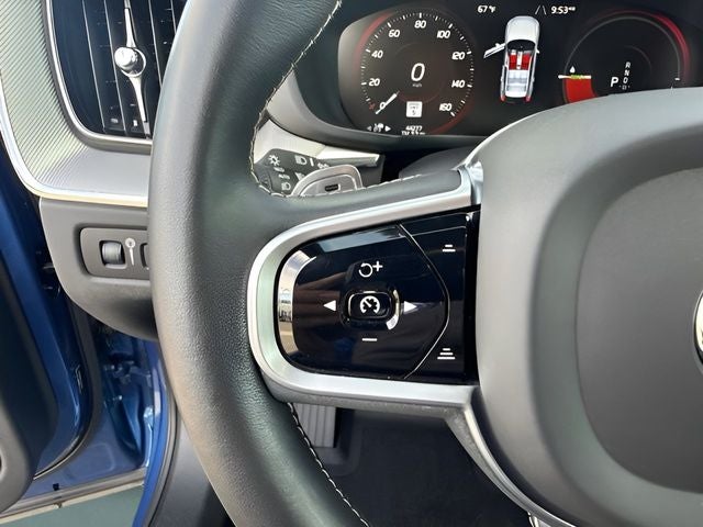 2020 Volvo XC60 Hybrid T8 R-Design