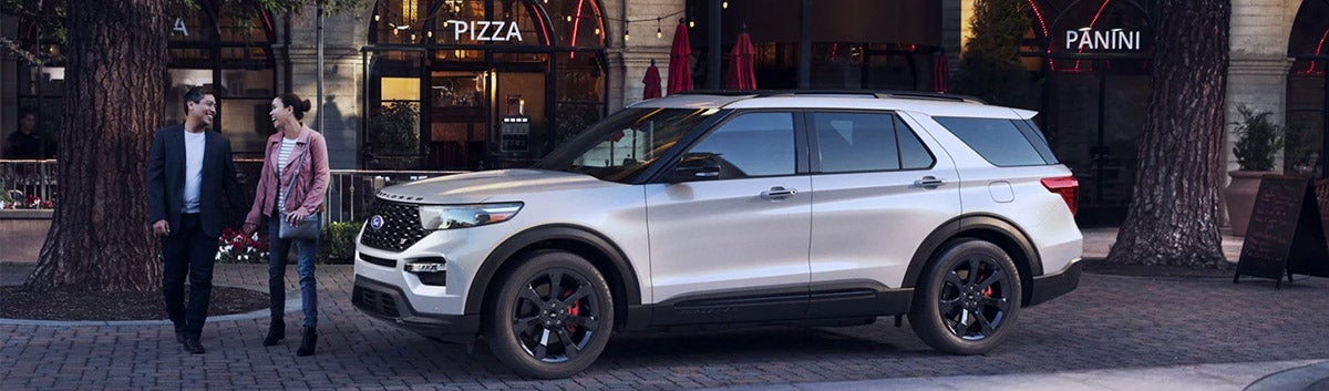 Ford Explorer parked outside restaurant