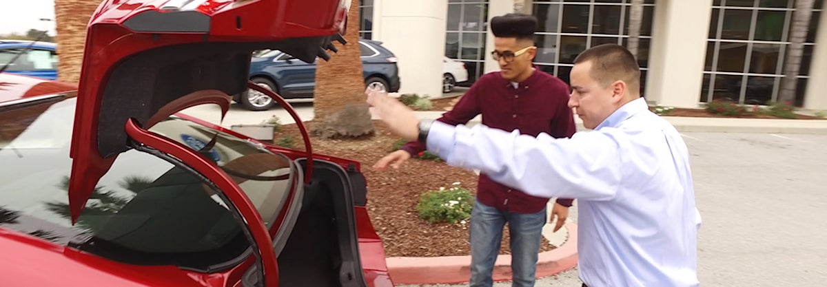 Exploring car features